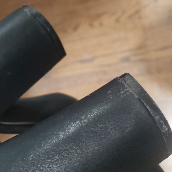 Rouge Helium Black Block Heels with Buckle and Zipper Back - Picture 10 of 16